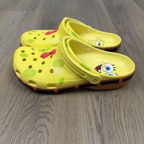 Crocs Shoes Mens Size 10 Yellow SpongeBob SquarePants Clogs Slip On Sandals